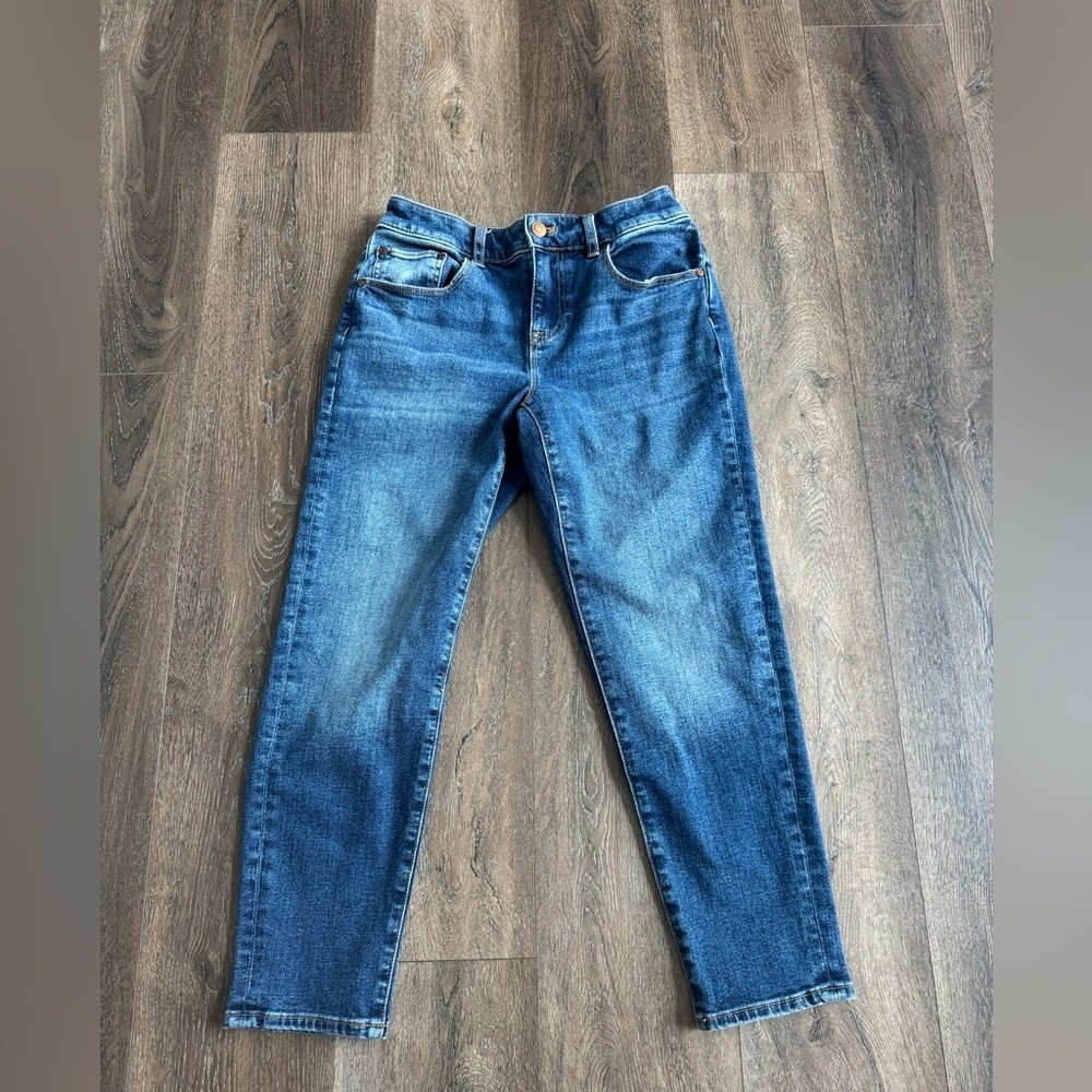 Talbots Everyday Relaxed Jeans. Women’s size 2 petite.